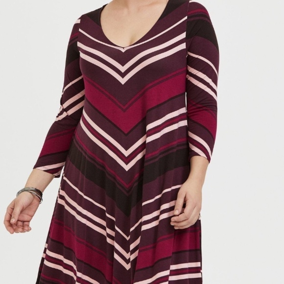 Torrid Dress 14 Burgundy Midi Striped Chevron Retro Boho 80s Artsy Classic - Picture 1 of 12
